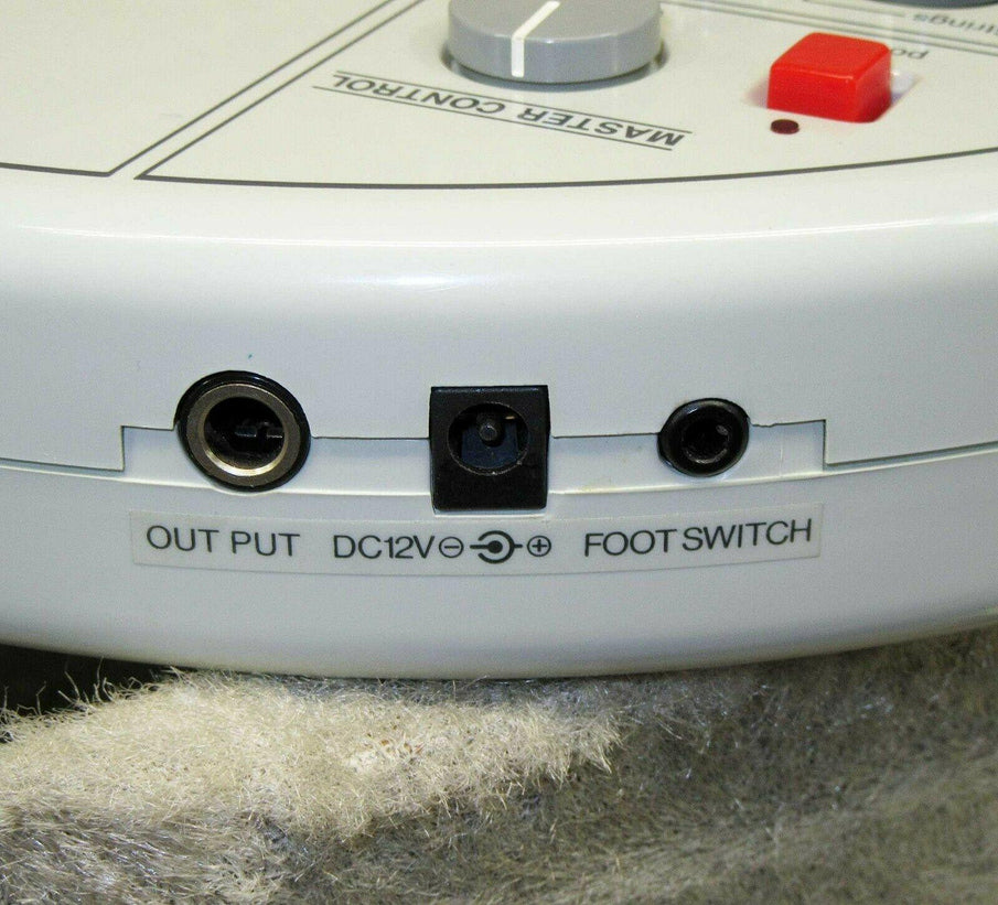 Suzuki Omnichord Om 84 System Two w/Hard Case Power Supply Manual Tested Works